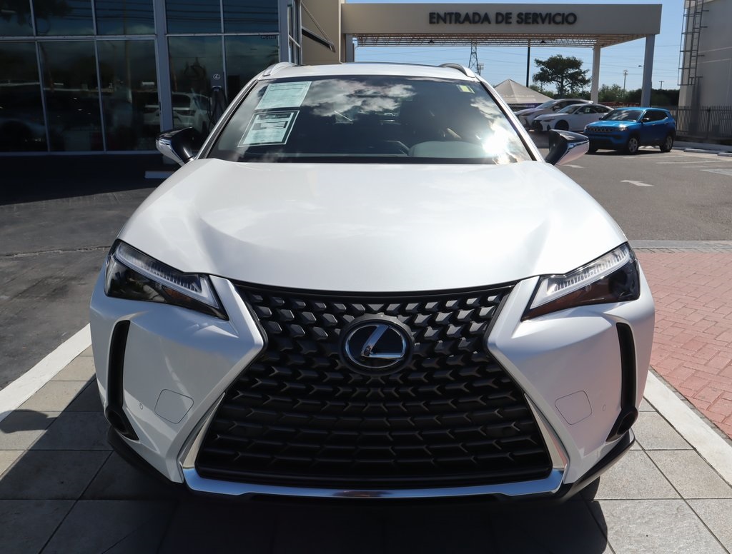 Thumbnail: 2025 Lexus UX - 3