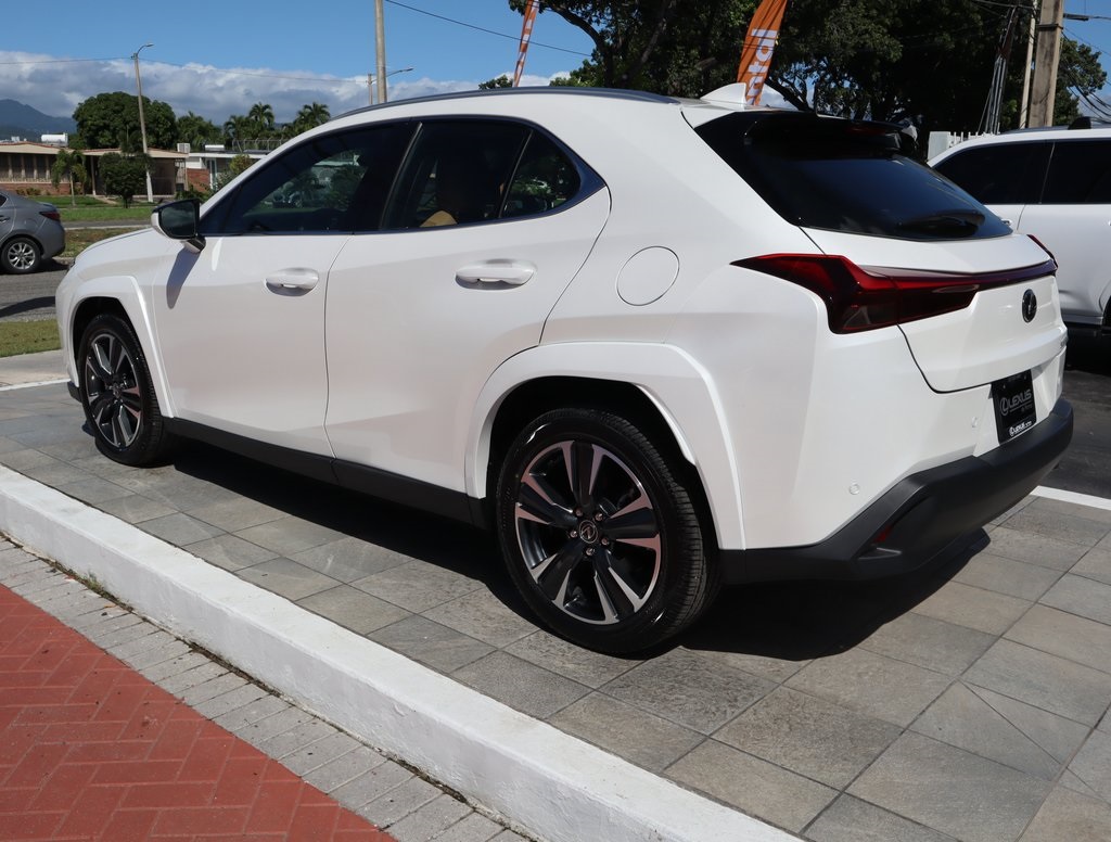 Thumbnail: 2025 Lexus UX - 8