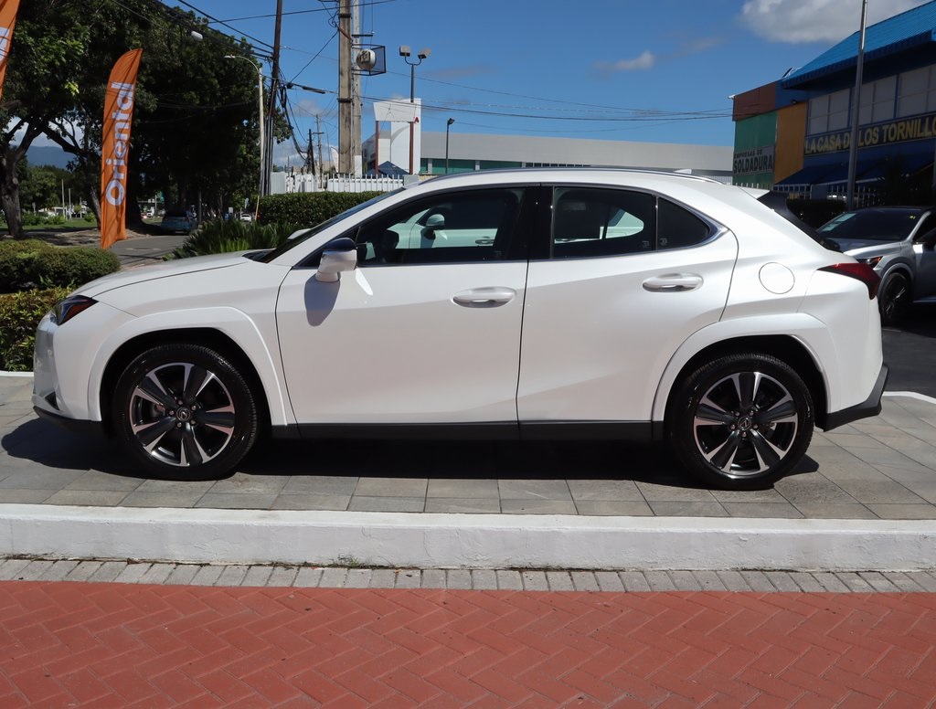 Thumbnail: 2025 Lexus UX - 9