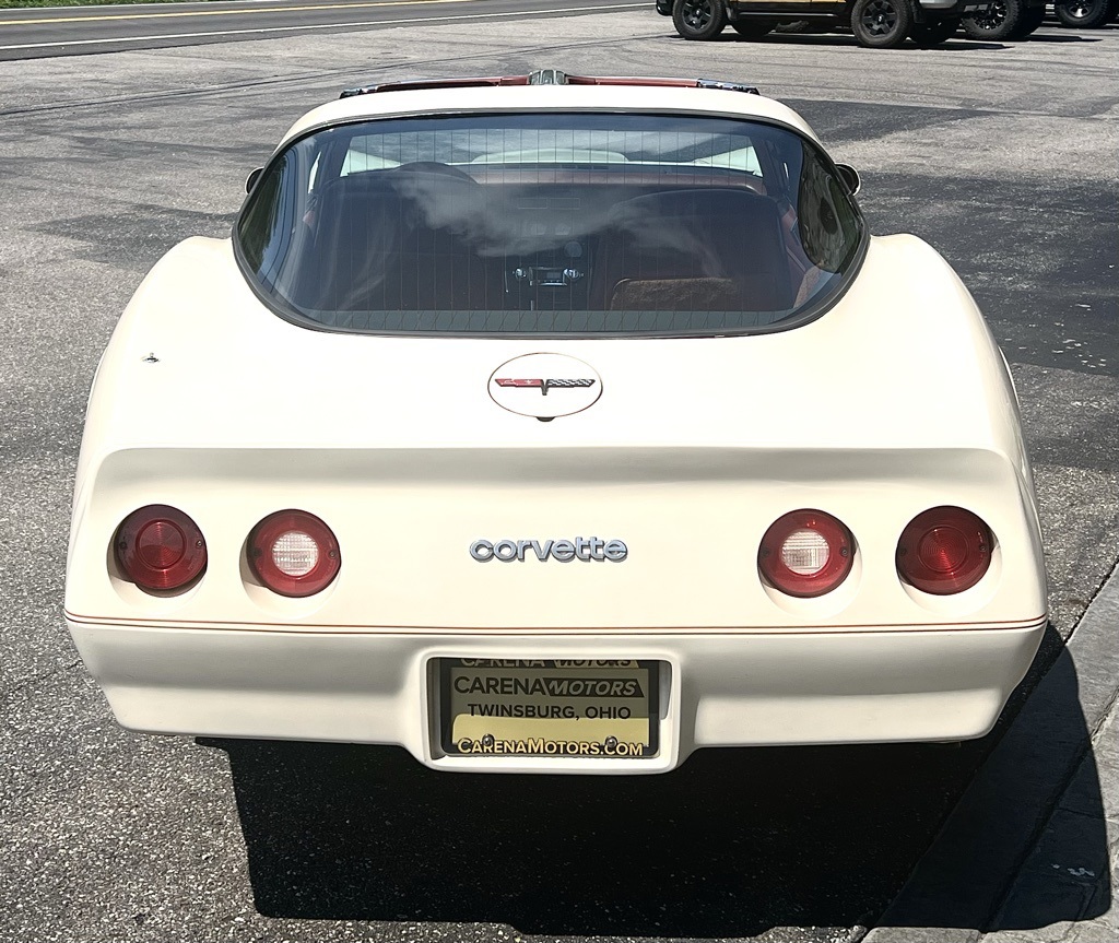 1981 Chevrolet Corvette Base photo 3