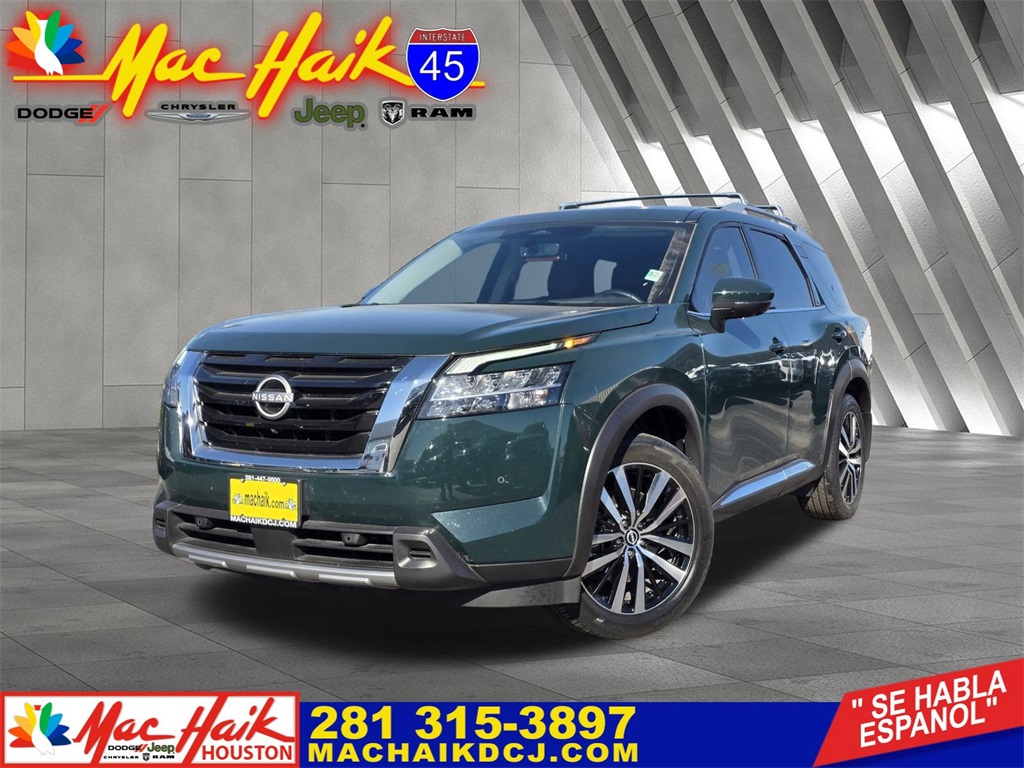 2024 Nissan Pathfinder Platinum Green at DeMontrond Auto Country