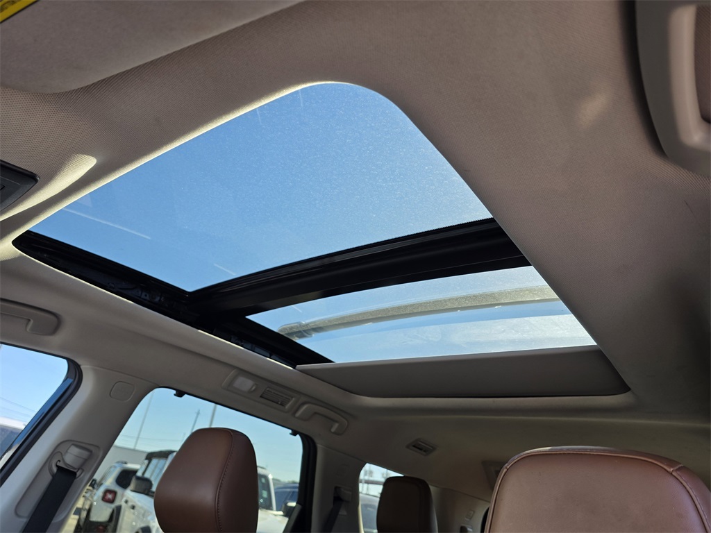 2024 Nissan Pathfinder Platinum Green at DeMontrond Auto Country