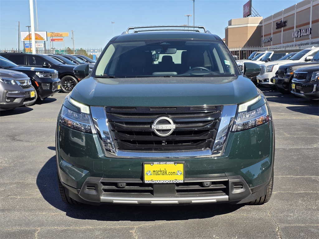 2024 Nissan Pathfinder Platinum Green at DeMontrond Auto Country