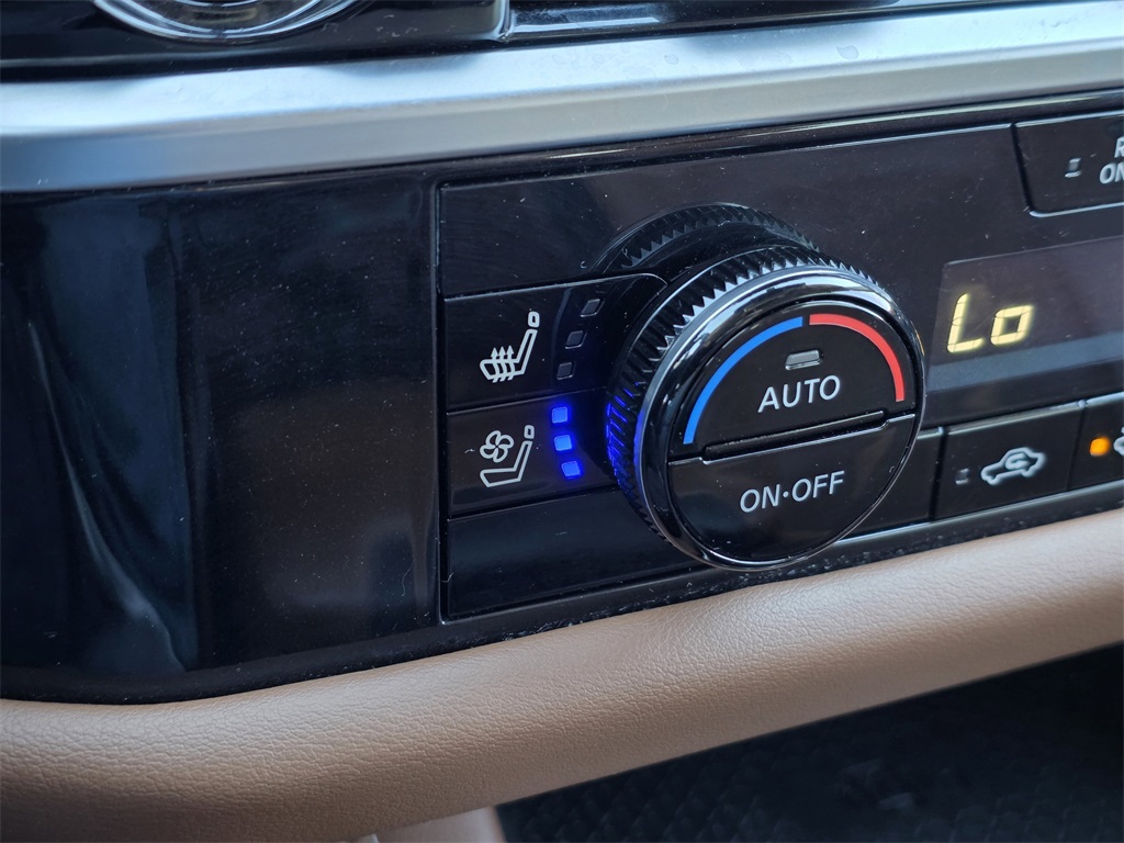 2024 Nissan Pathfinder Platinum Green at DeMontrond Auto Country