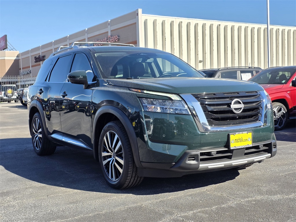 2024 Nissan Pathfinder Platinum Green at DeMontrond Auto Country