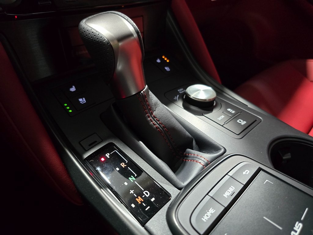 Thumbnail: 2025 Lexus IS - 24