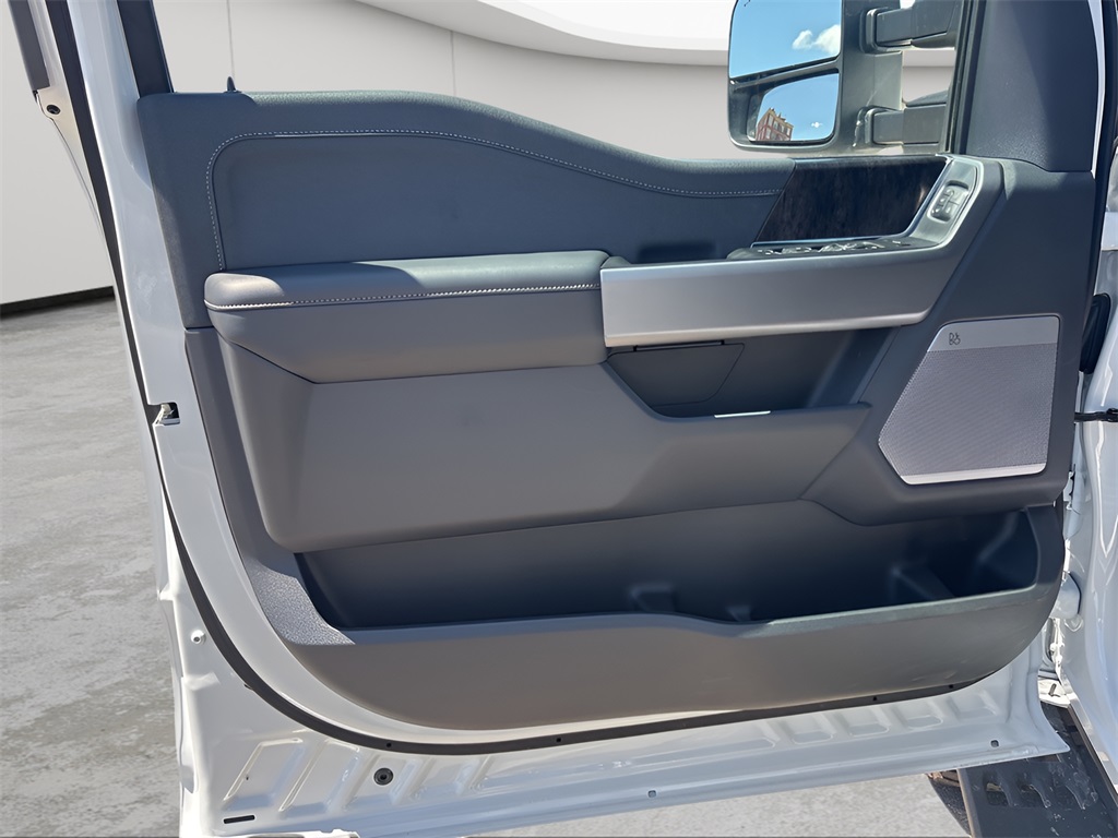 2025 Ford F-350SD
