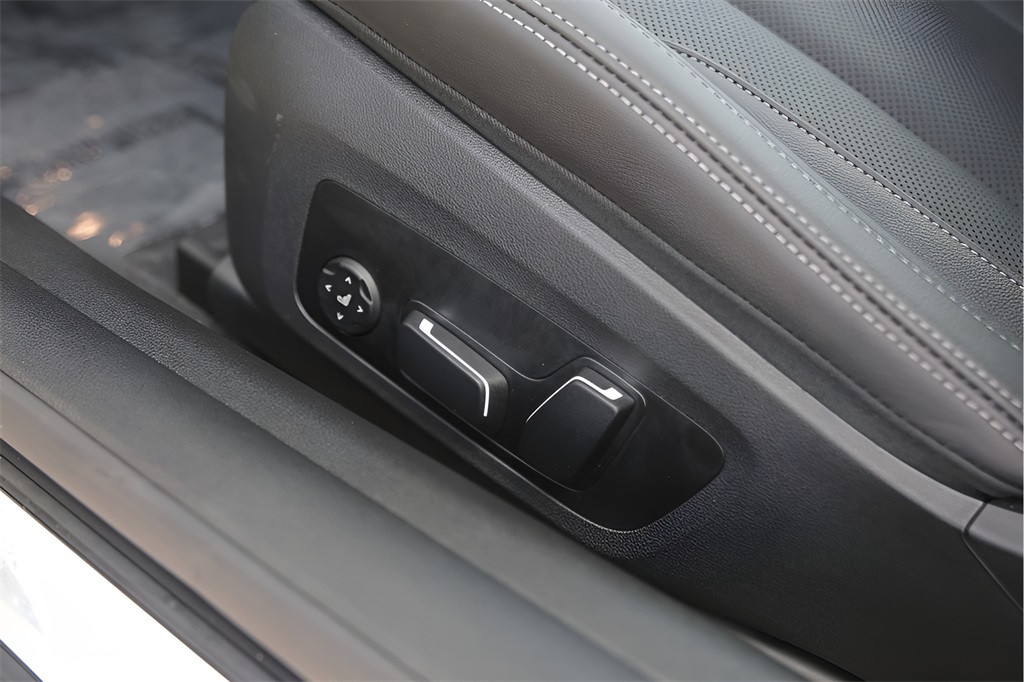 Used Car 2025 Bmw 4 Series  430i Xdrive For Sale Under $50,000 In Austin, Texas