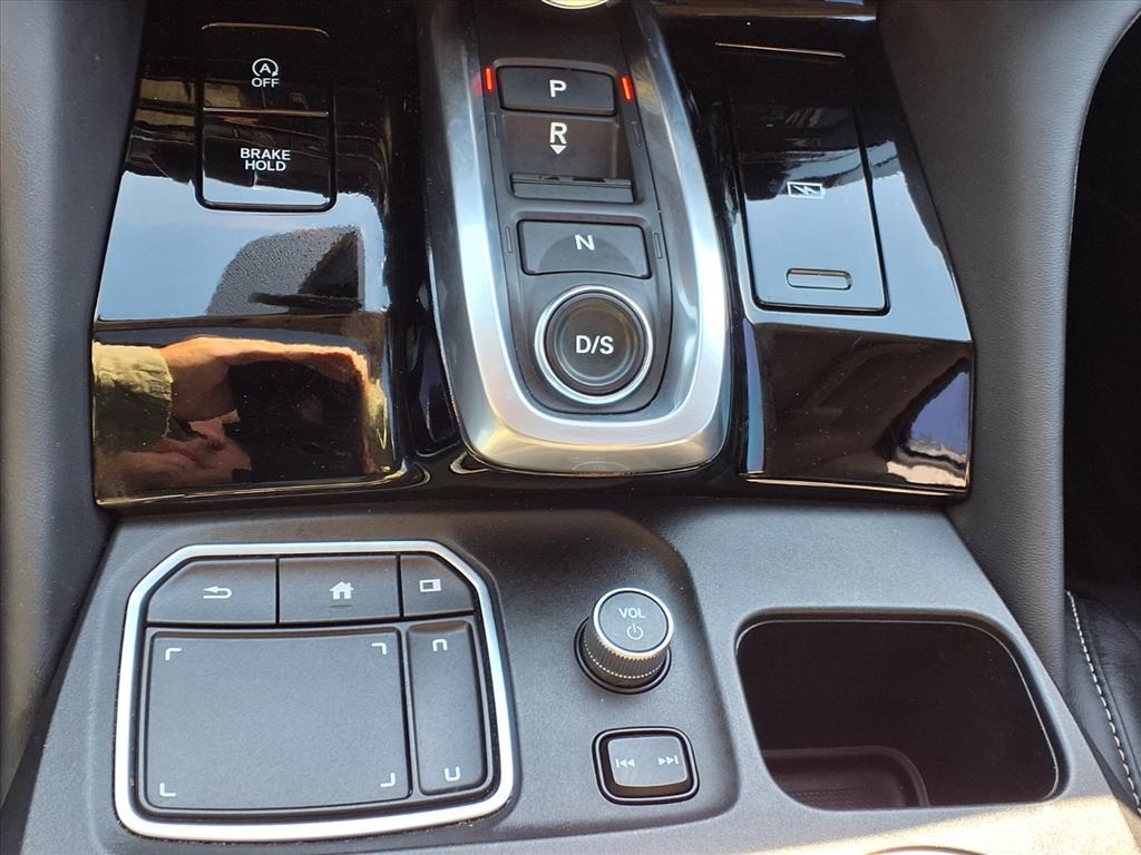 2022 Acura MDX Technology Silver at AutoSavvy Houston Northwest