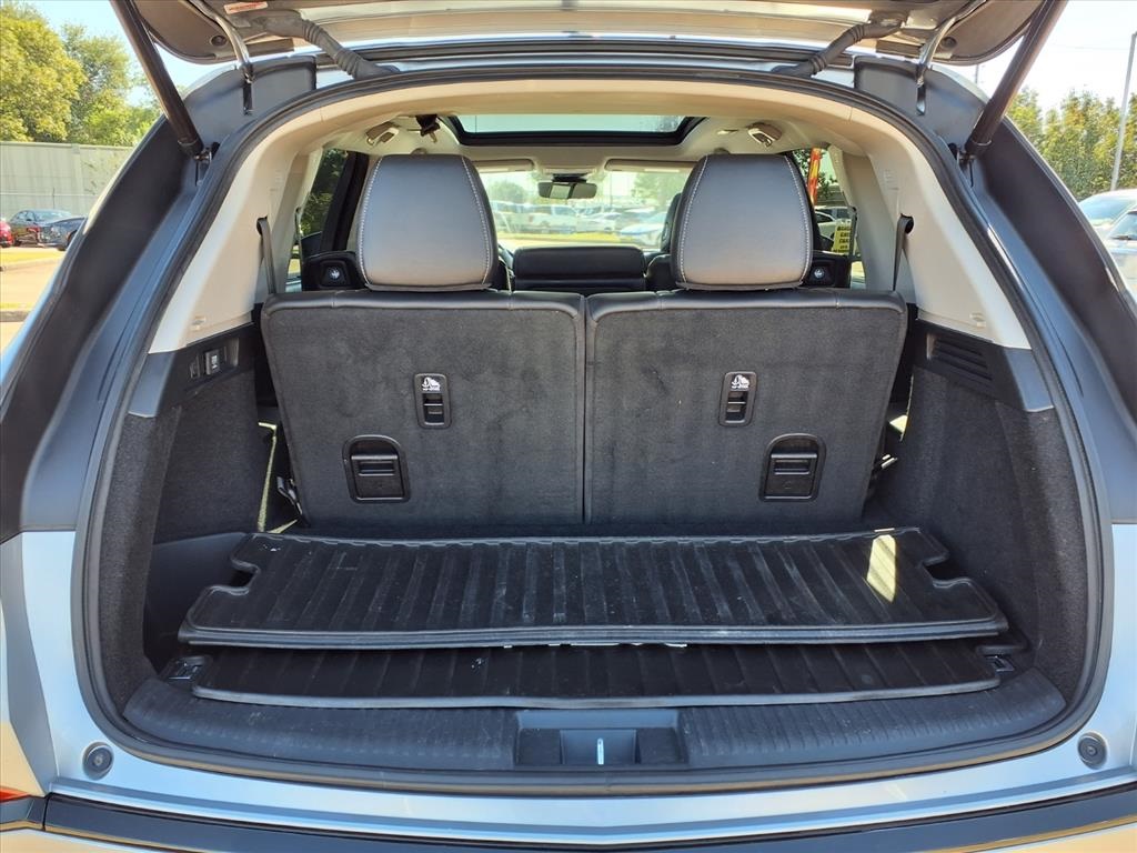 2022 Acura MDX Technology Silver at AutoSavvy Houston Northwest