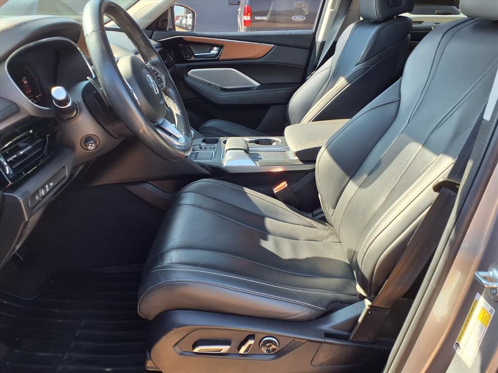 2022 Acura MDX Technology Silver at AutoSavvy Houston Northwest