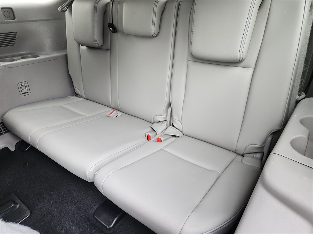 2016 Toyota Highlander Limited Platinum V6 Silver at Toyota of Victoria