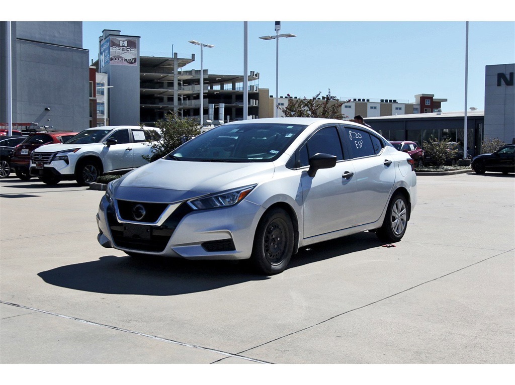 2021 Nissan Versa 1.6 S Silver at Emmons Autoplex