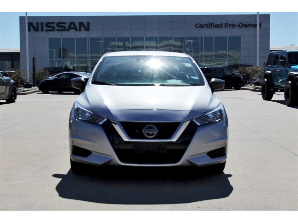 2021 Nissan Versa 1.6 S Silver at Emmons Autoplex