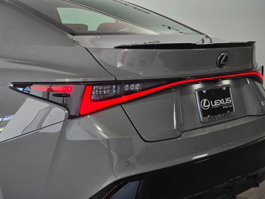 Thumbnail: 2025 Lexus IS - 10