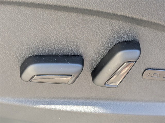 2025 Volkswagen ID. Buzz 1st Edition Silver at Stokes Volkswagen