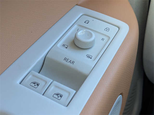 2025 Volkswagen ID. Buzz 1st Edition Silver at Stokes Volkswagen