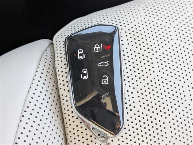 2025 Volkswagen ID. Buzz 1st Edition Silver at Stokes Volkswagen