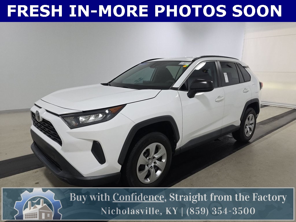 2021 Toyota RAV4 LE FWD