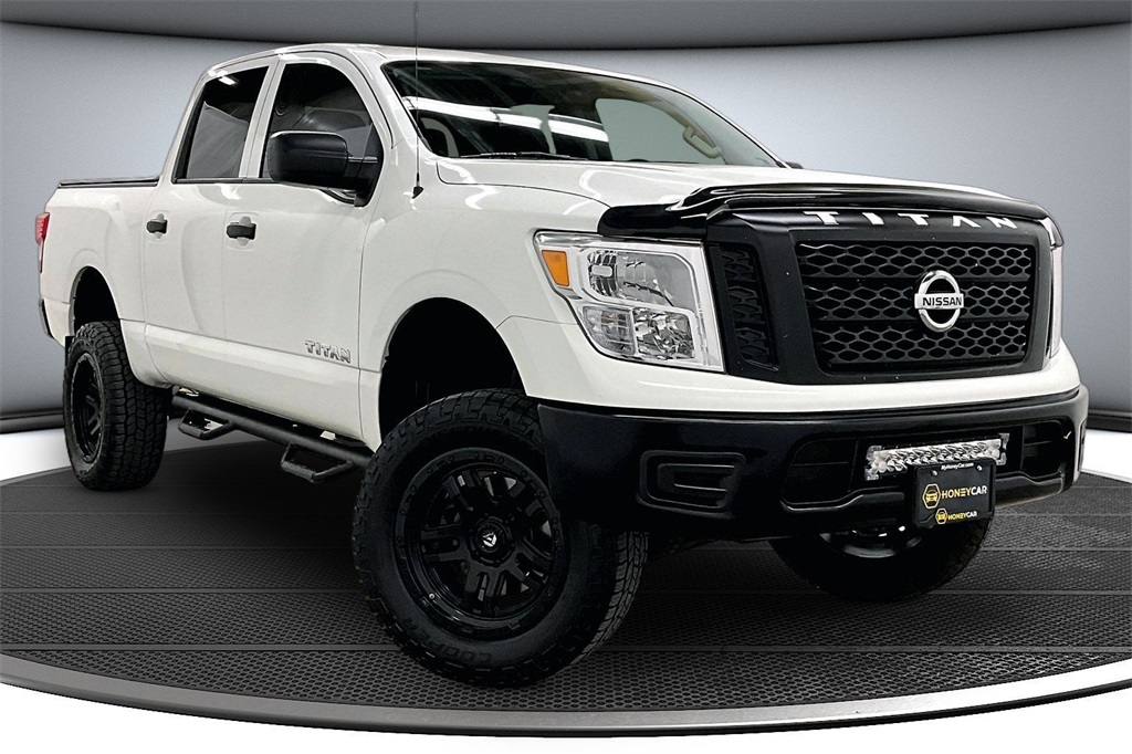 2017 Nissan Titan S Crew Cab 4WD