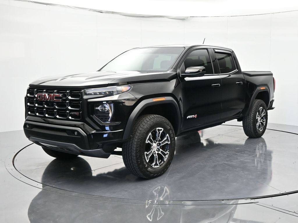 2024 GMC Canyon AT4 Crew Cab 4WD