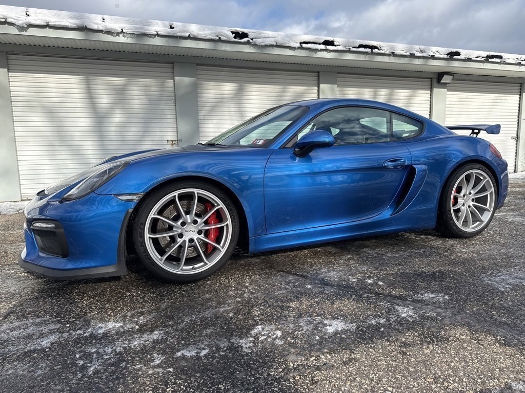 2016 Porsche Cayman GT4