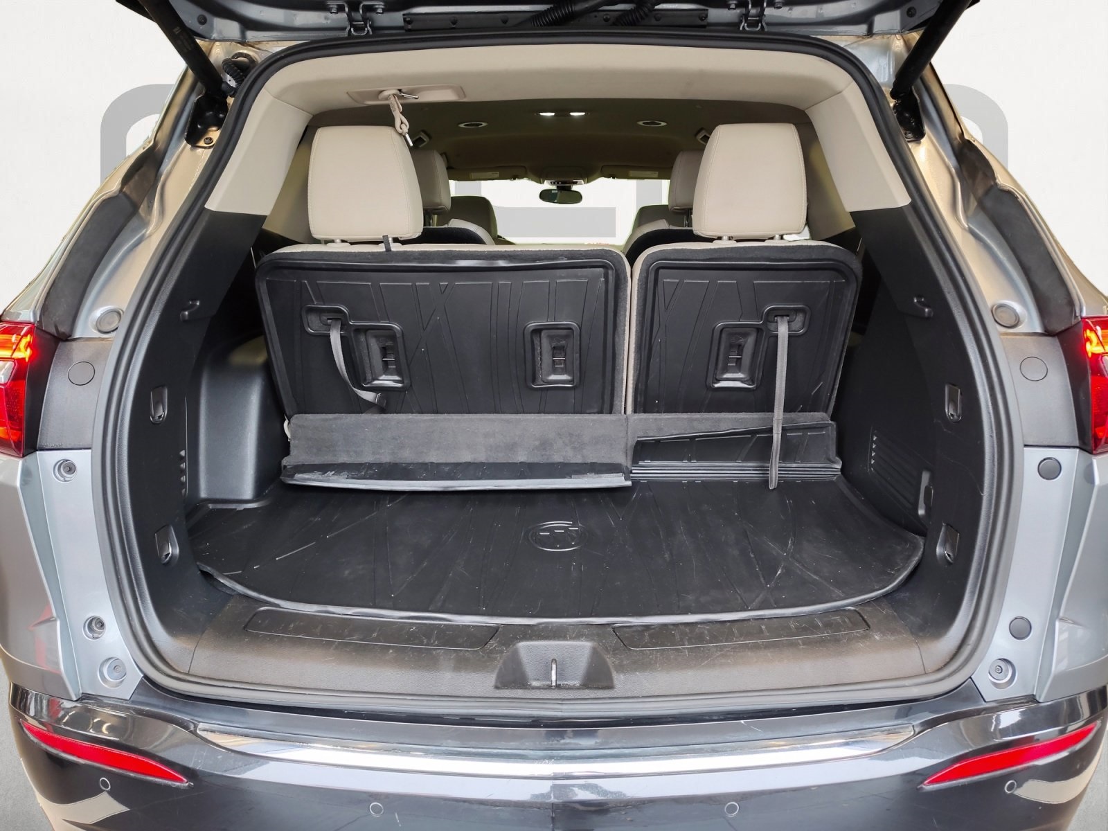 Used Car 2020 Buick Enclave  Essence For Sale Under $25,000 In San Antonio, Texas