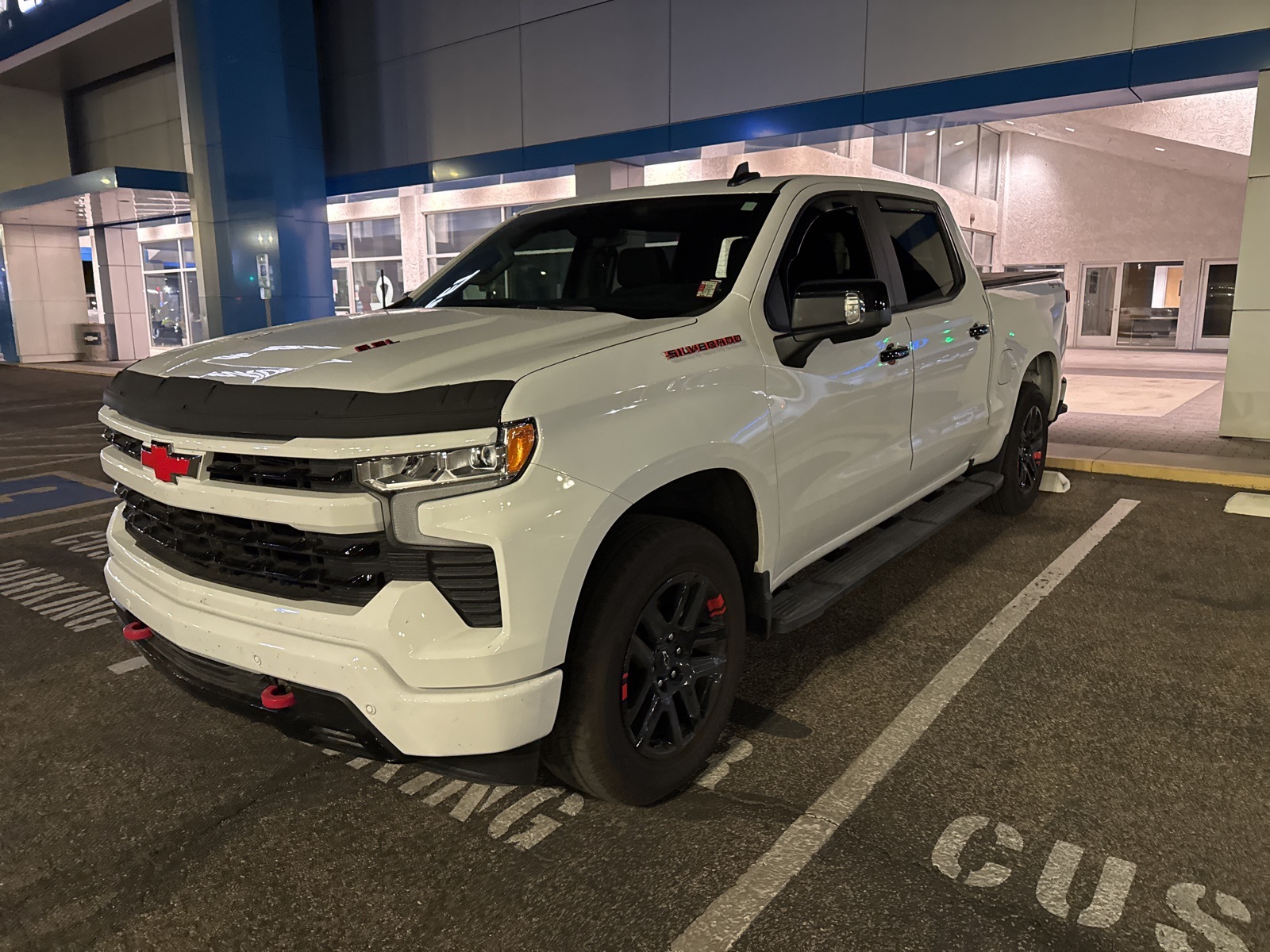 2025 Chevrolet Silverado 1500 RST Crew Cab 4WD