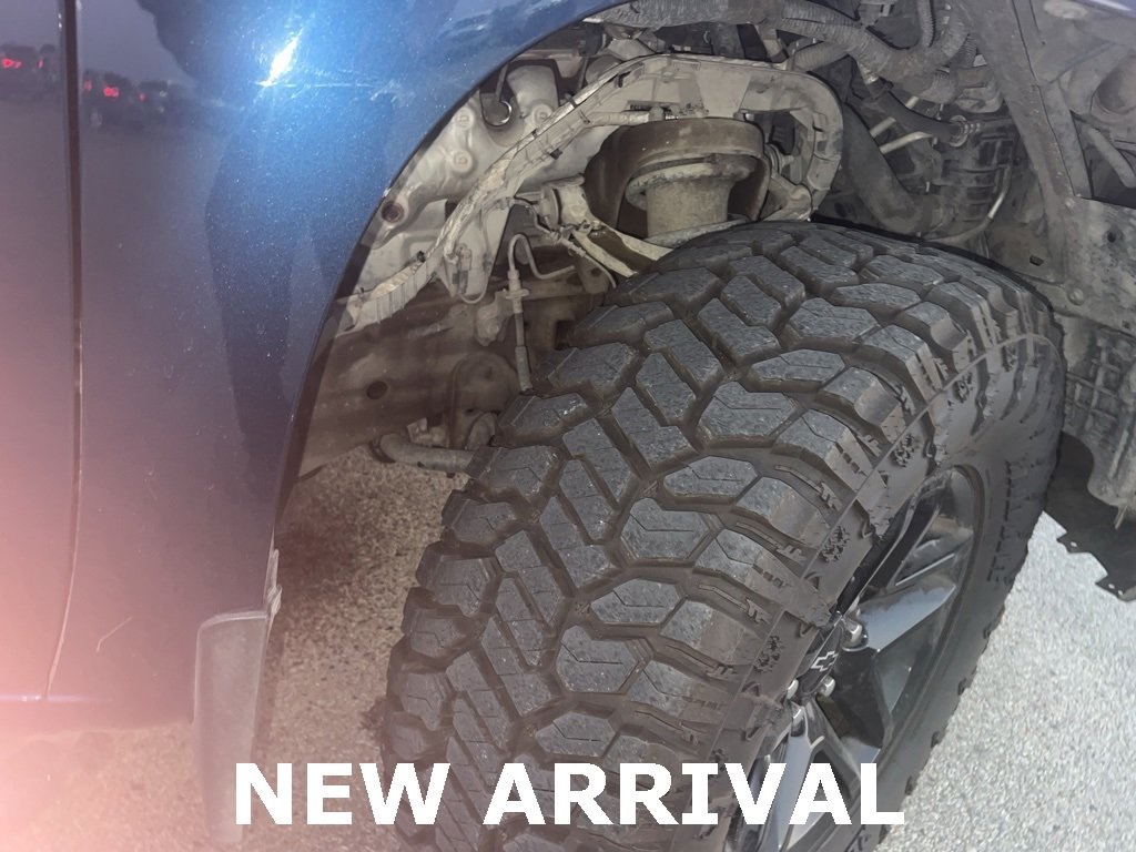 Used Car 2020 Chevrolet Silverado 1500  Custom Trail Boss For Sale Under $30,000 In Floresville, Texas