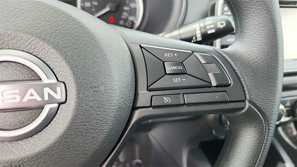 2025 Nissan Kicks Play