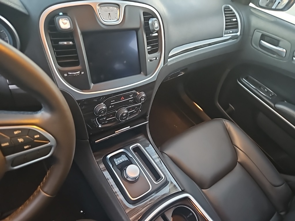 Used Car 2022 Chrysler 300  Touring For Sale Under $30,000 In San Marcos, Texas