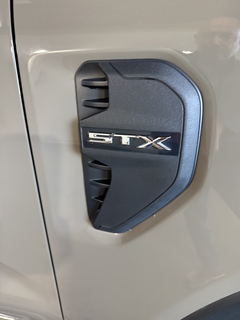 Thumbnail: 2025 Ford Ranger - 9