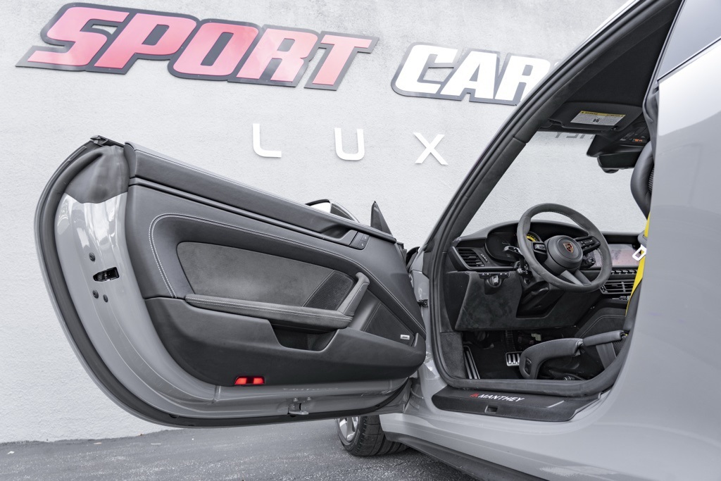 2024 Porsche 911 GT3 - Photo 17