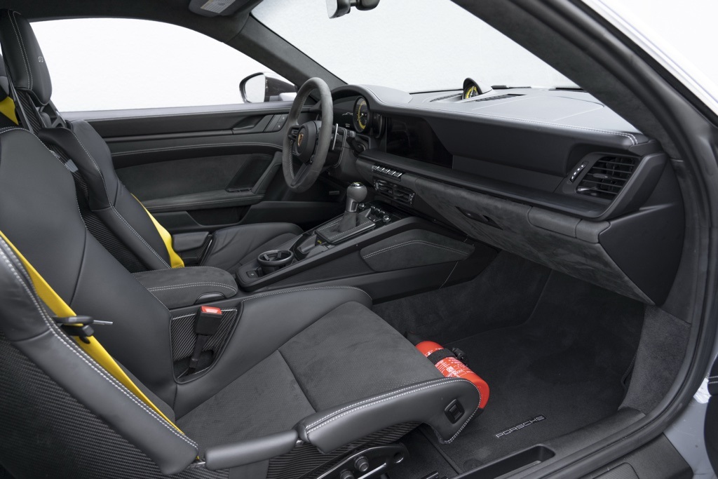 2024 Porsche 911 GT3 - Photo 37