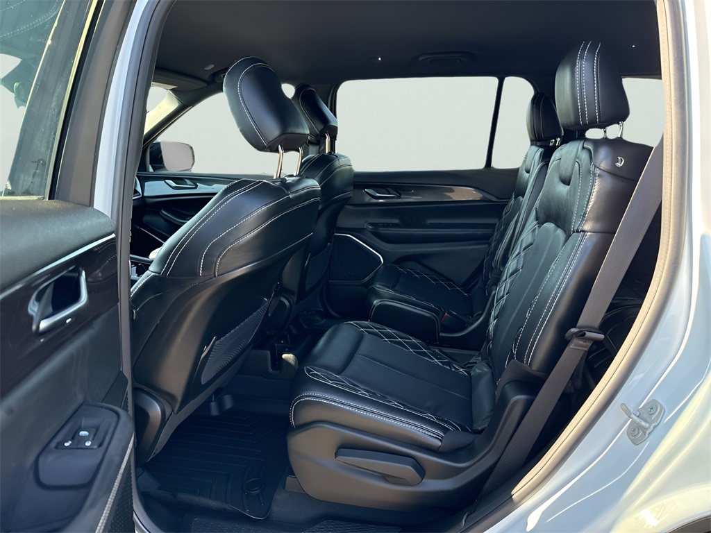 2022 Jeep Grand Cherokee L