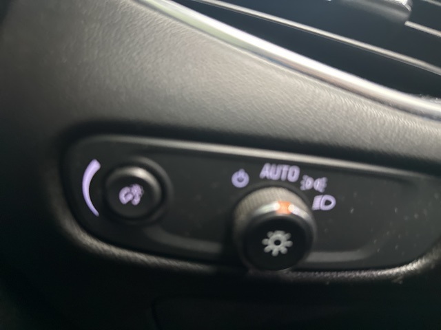 2021 Chevrolet Malibu LT Red at Baytown Hyundai