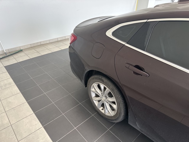 2021 Chevrolet Malibu LT Red at Baytown Hyundai
