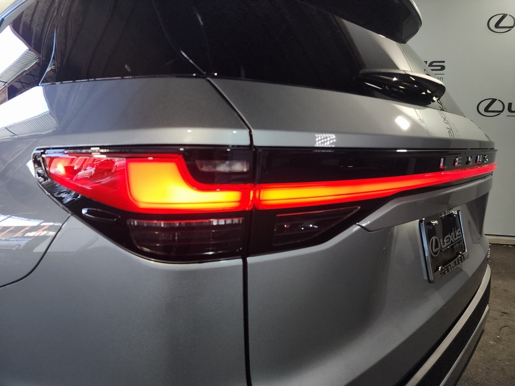 Thumbnail: 2026 Lexus TX - 10