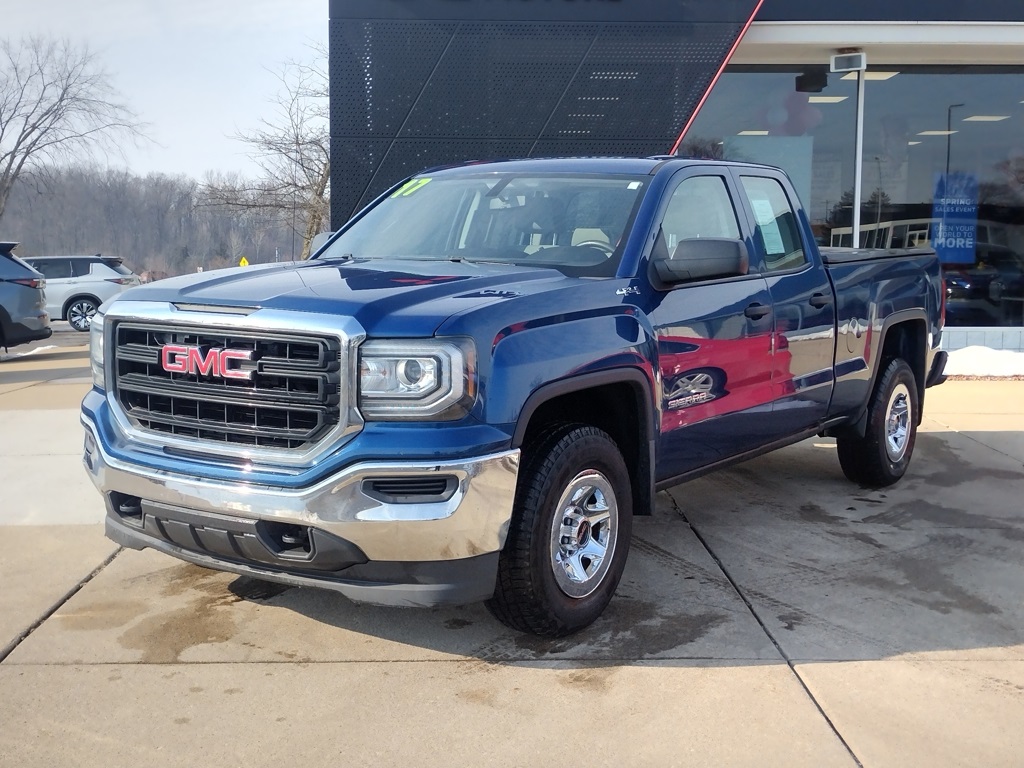 2017 GMC Sierra 1500 Base Double Cab 4WD