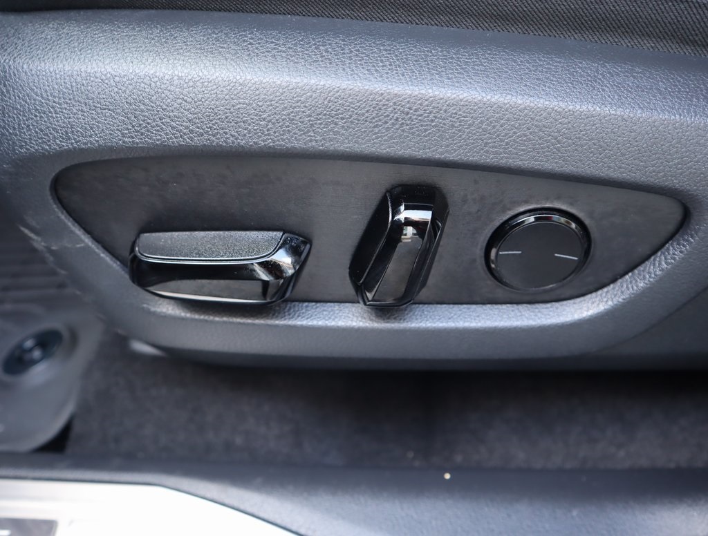 Thumbnail: 2022 Lexus NX - 26