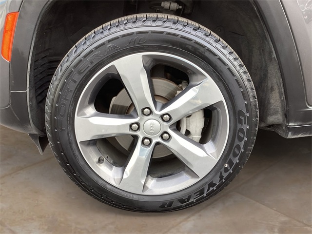 Used Car 2022 Jeep Grand Cherokee  Limited For Sale Under $25,000 In San Antonio, Texas