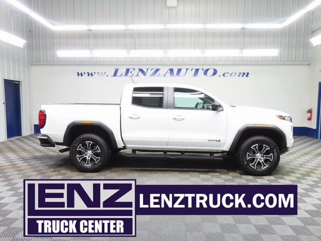 2025 GMC Canyon AT4 Crew Cab 4WD