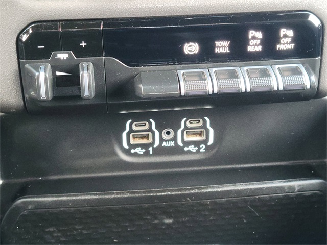 2020 Ram 3500 Laramie Black at Autostrade