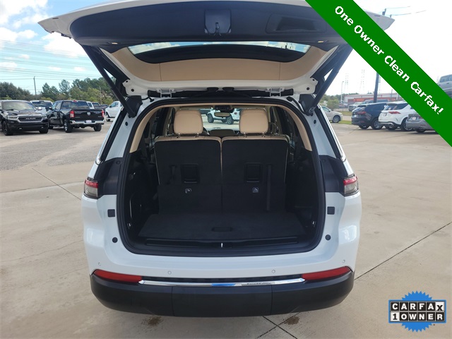 2022 Jeep Grand Cherokee L Limited White at Mac Haik CDJR North Houston