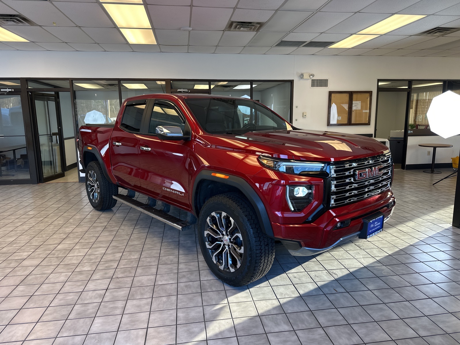2024 GMC Canyon Denali Crew Cab 4WD