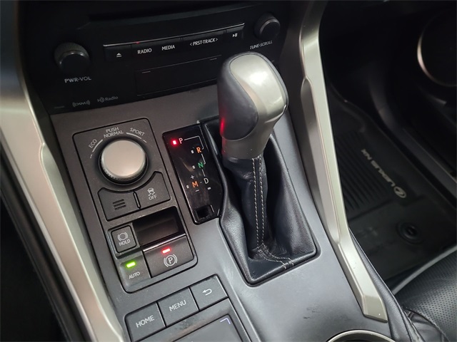 2017 – Lexus – NX