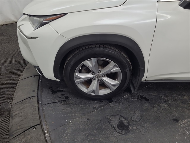 2017 – Lexus – NX