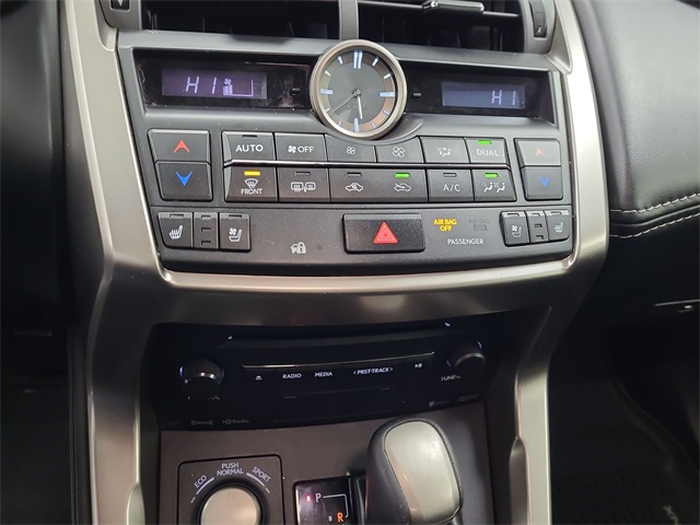 2017 – Lexus – NX