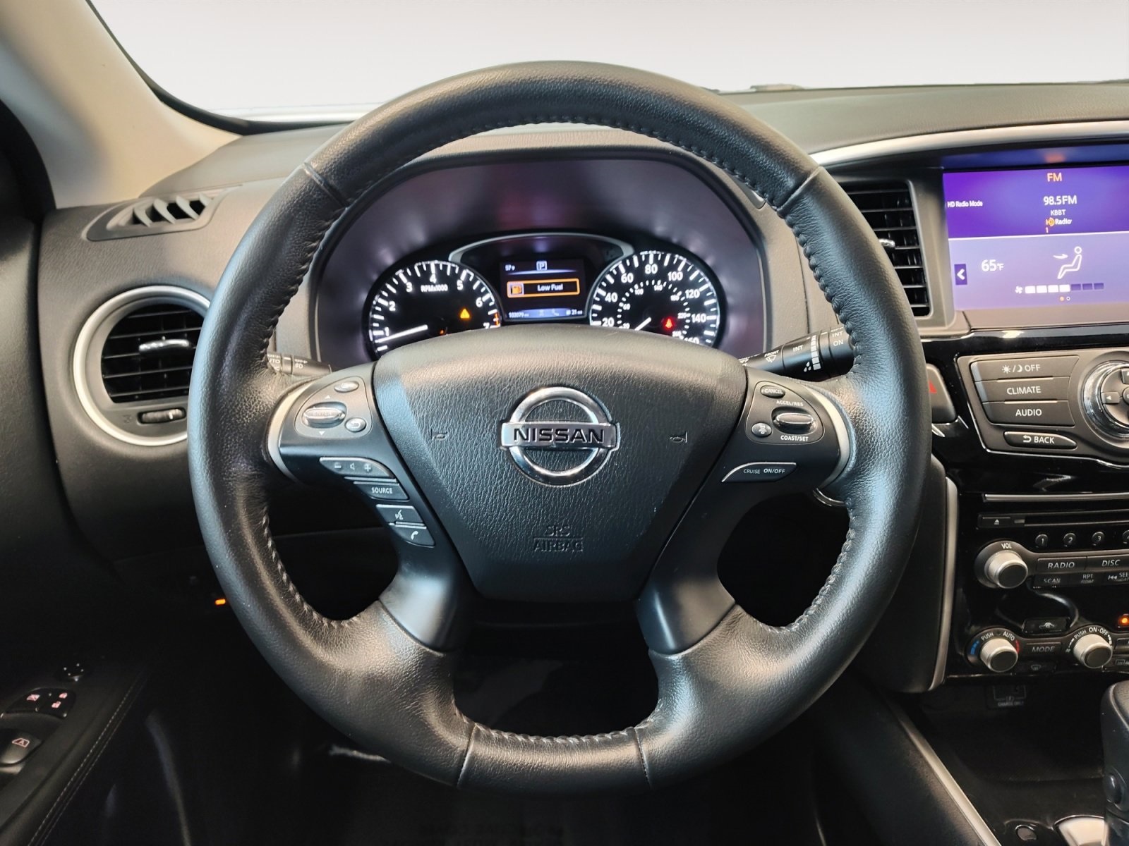 Used Car 2020 Nissan Pathfinder  Sv For Sale Under $15,000 In San Antonio, Texas