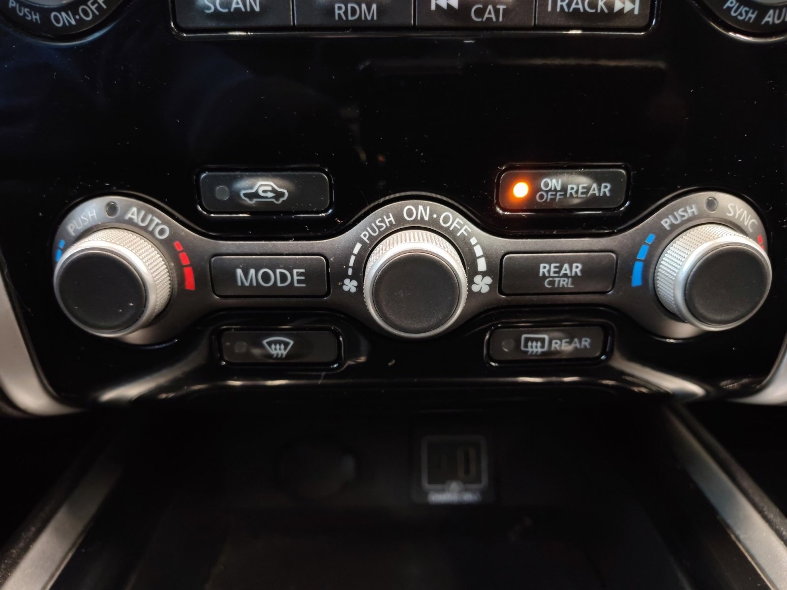 Used Car 2020 Nissan Pathfinder  Sv For Sale Under $15,000 In San Antonio, Texas